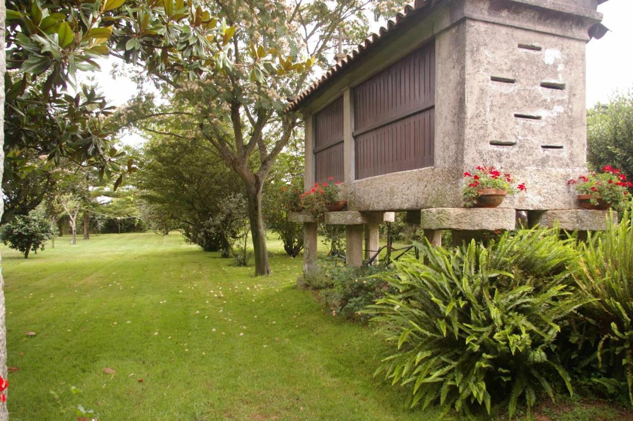 Villa Vivienda rústica con jardín y patio interior Vilanova de Arousa Exterior foto